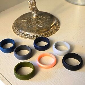 Pack of 7 ROQ Silocone Rings Size 11 Women's